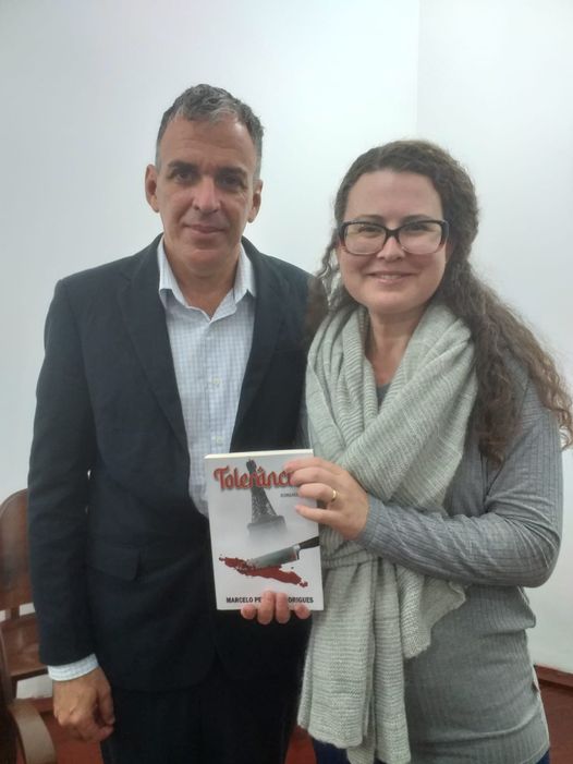 Com uma leitora em Curitiba